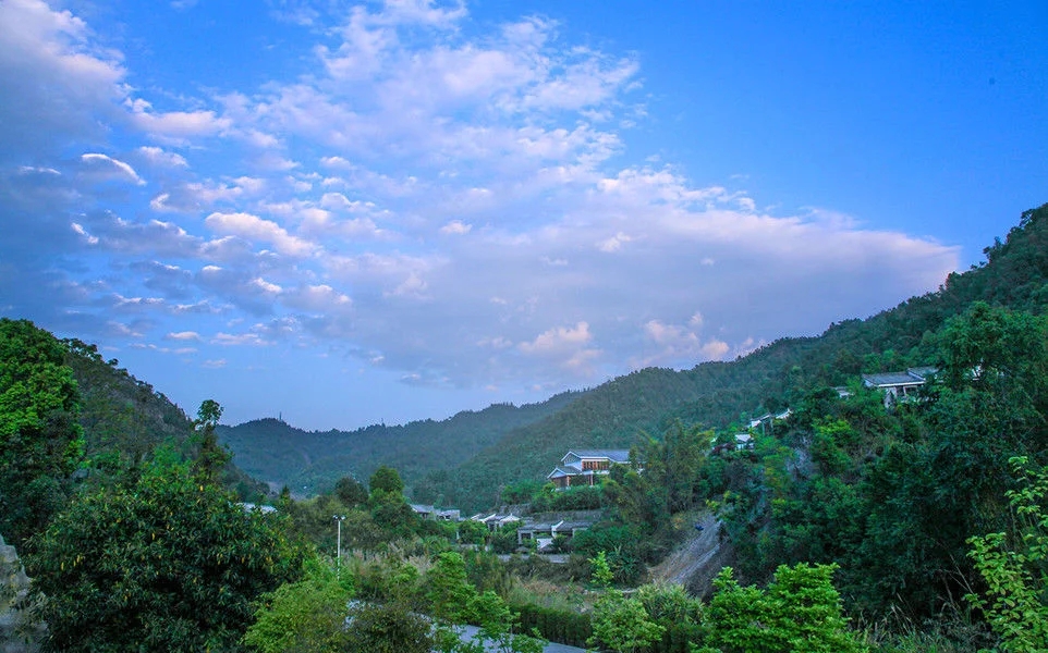 騰沖兩日游——一路玩賞迷人風光，擁抱大自然！